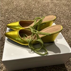 New Cynthia Rowley wedges